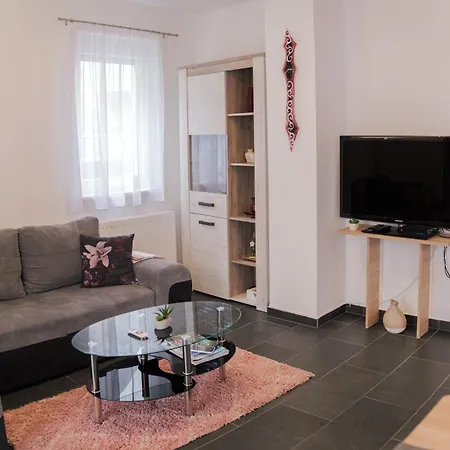 Appartement Laura Luxury Gyenesdiás